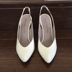 Marc by Marc Jacobs patten leather heel